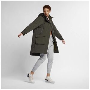 Nike Sportswear Tech Pack Down-Fill Parka